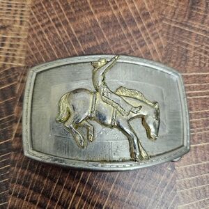Belt buckle